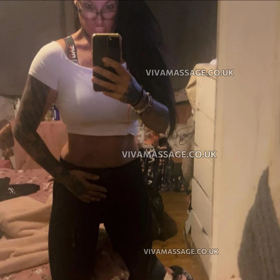 Photo 2 of Dakota ice 