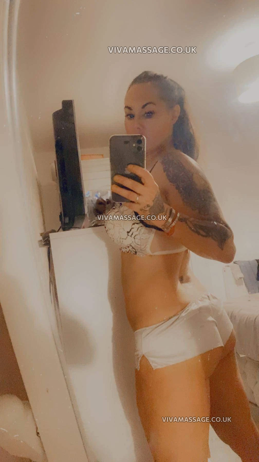 Photo 8 of Dakota ice 