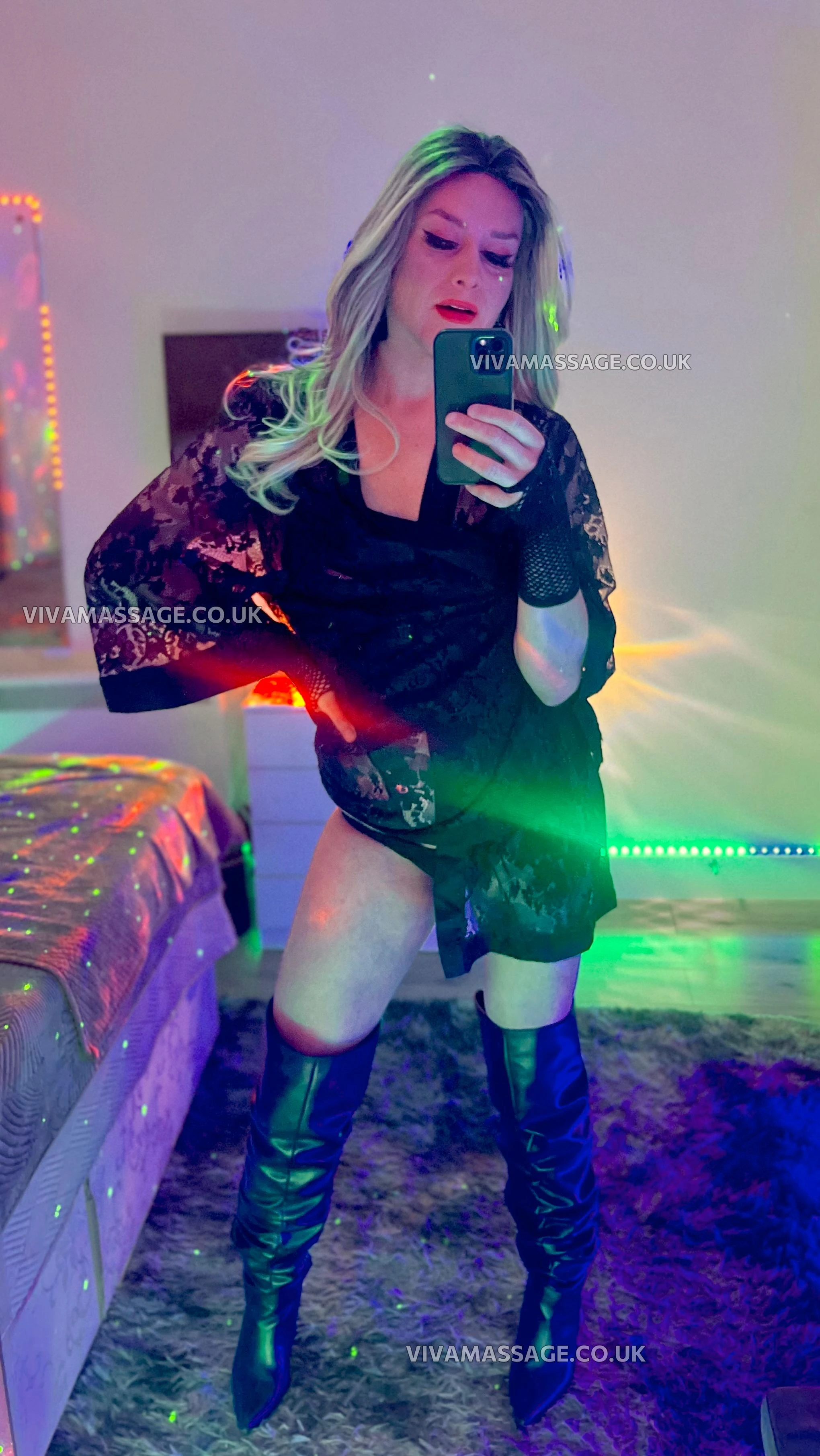 Photo 7 of Mistress Vicky