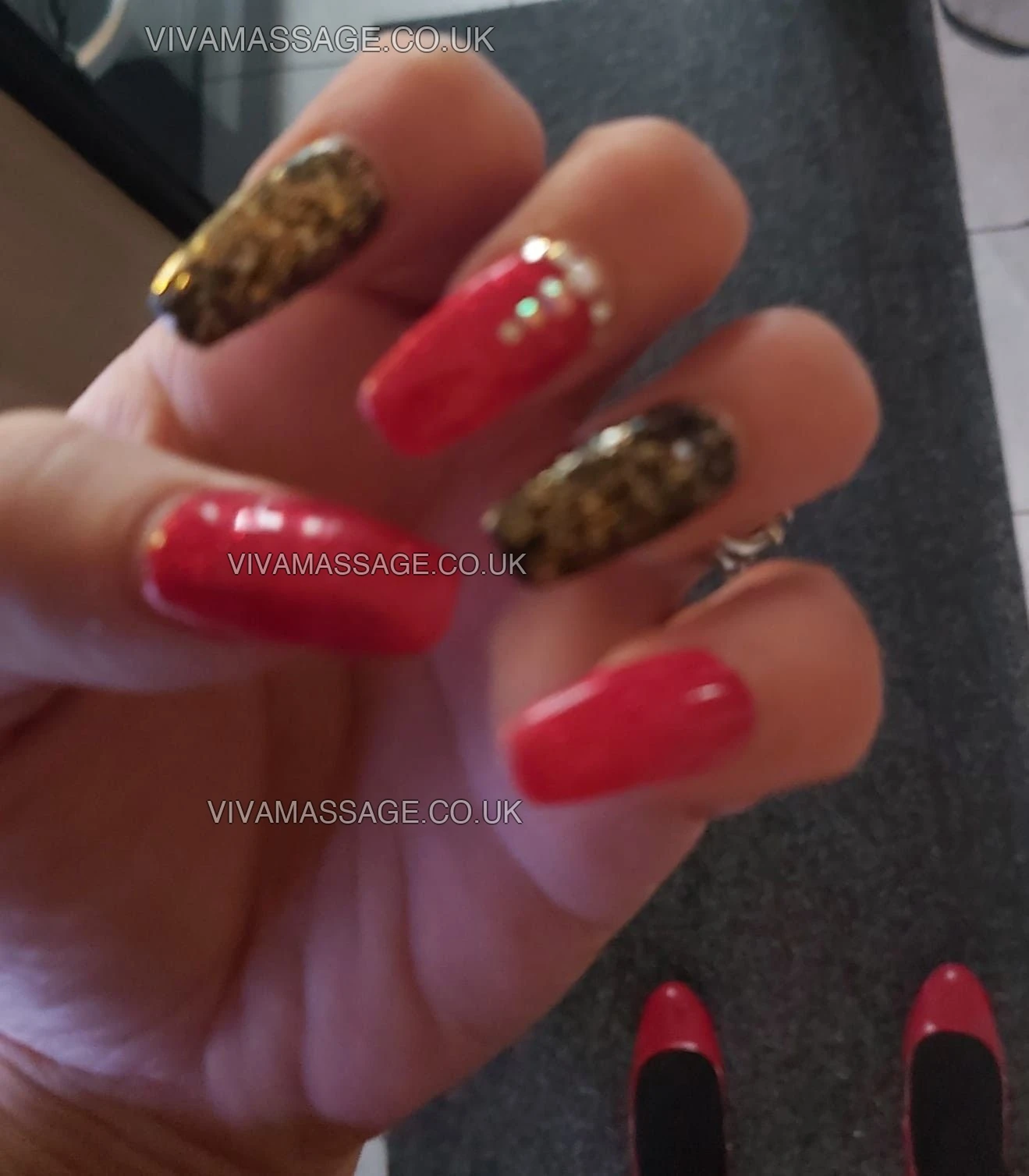 Photo 29 of Rosie red