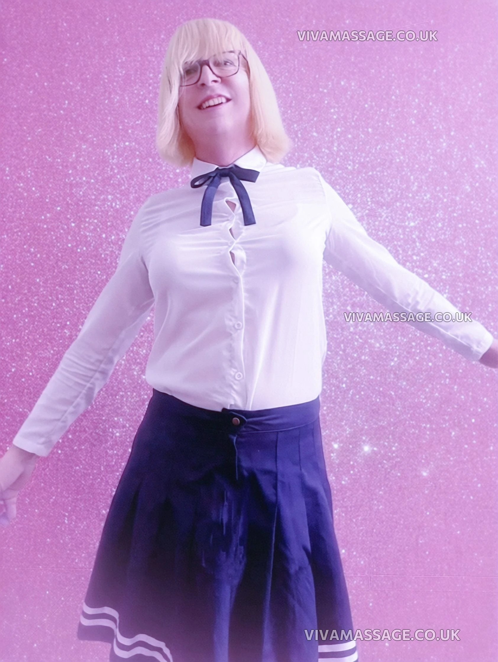 Photo 6 of Lisa_Smiles