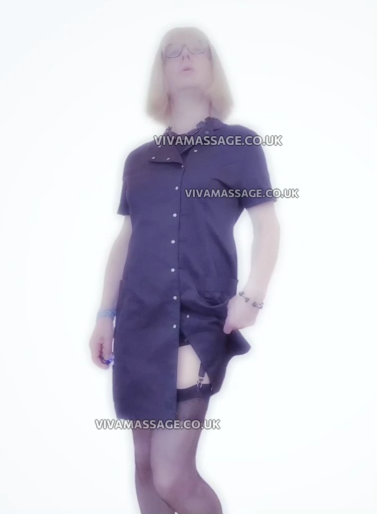 Photo 54 of Lisa_Smiles