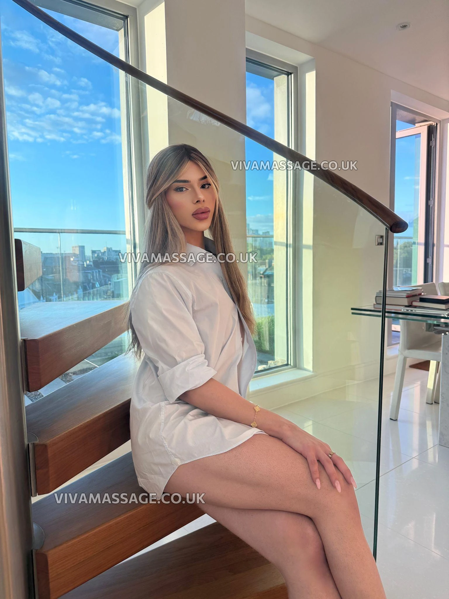 Photo 2 of Lucy Vellani