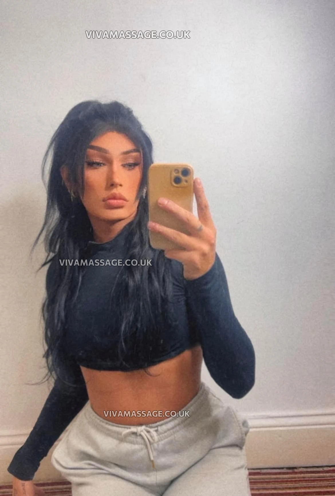 Photo 4 of ChanelOberlin