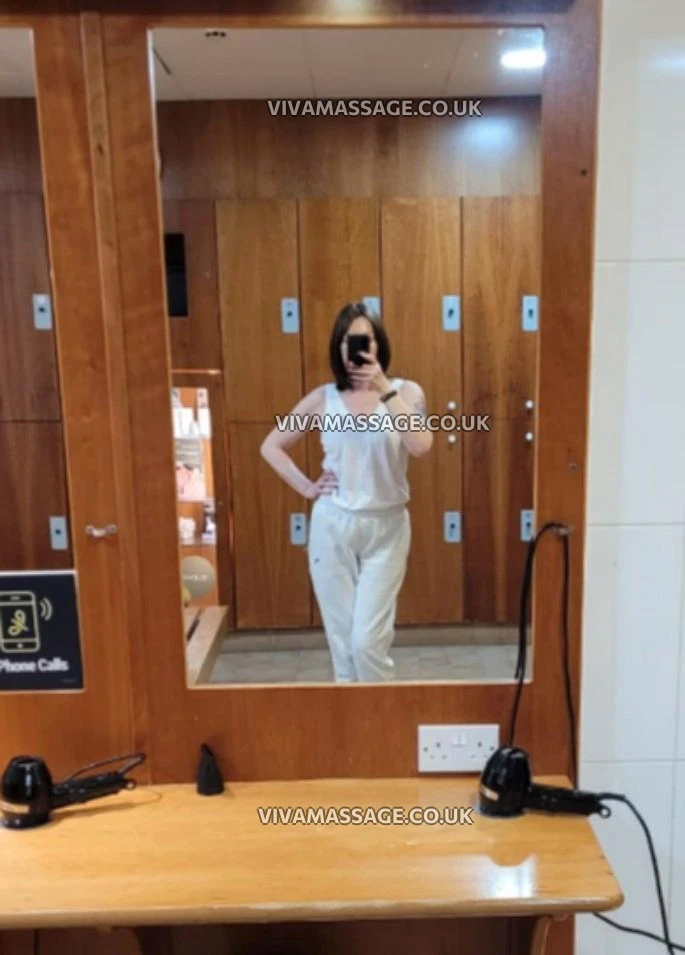 Photo 4 of Natasha Mcallan