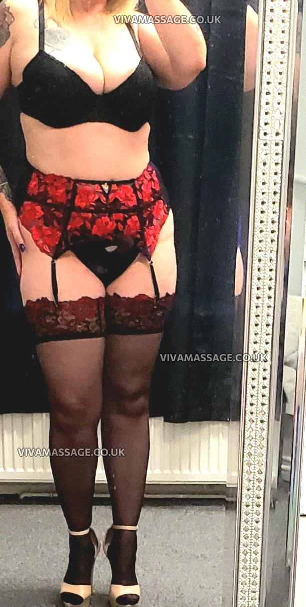 Photo 47 of LottieJonesx