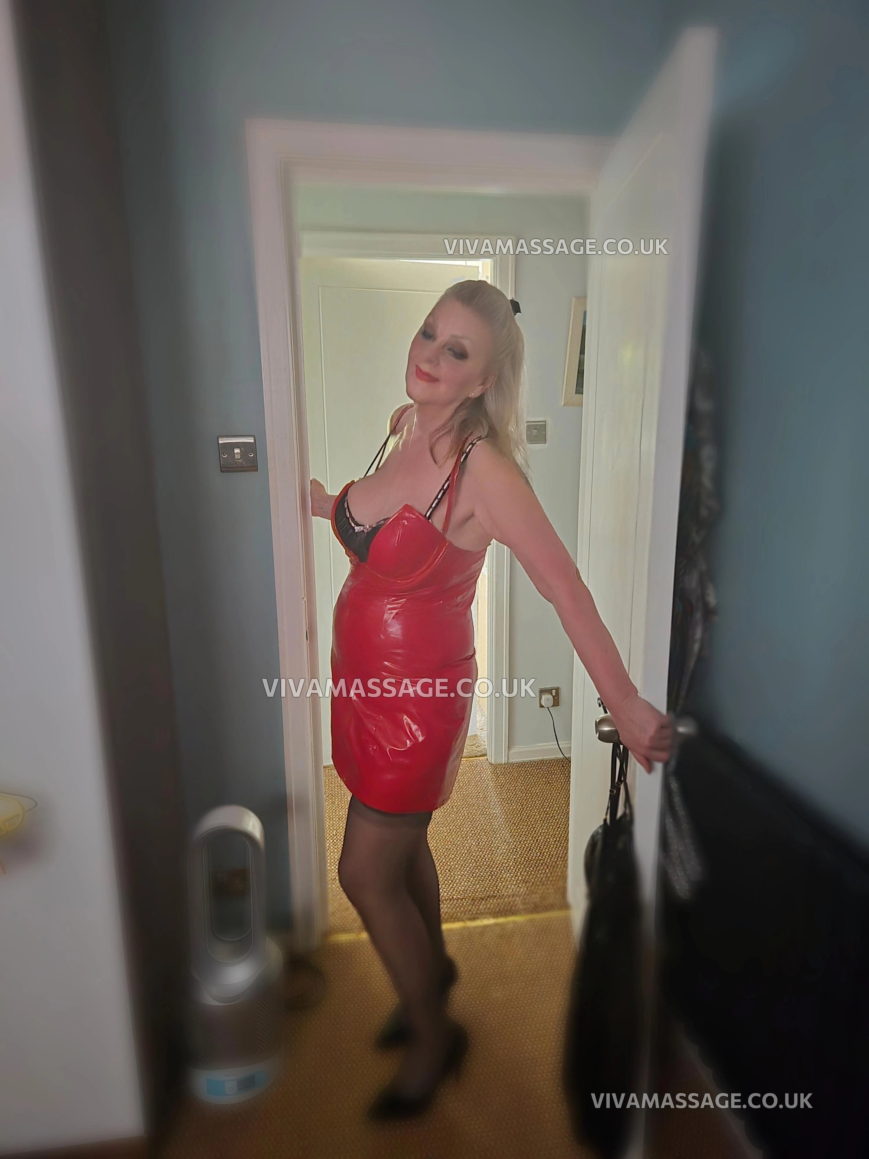 Photo 75 of Lady_Grizibelle