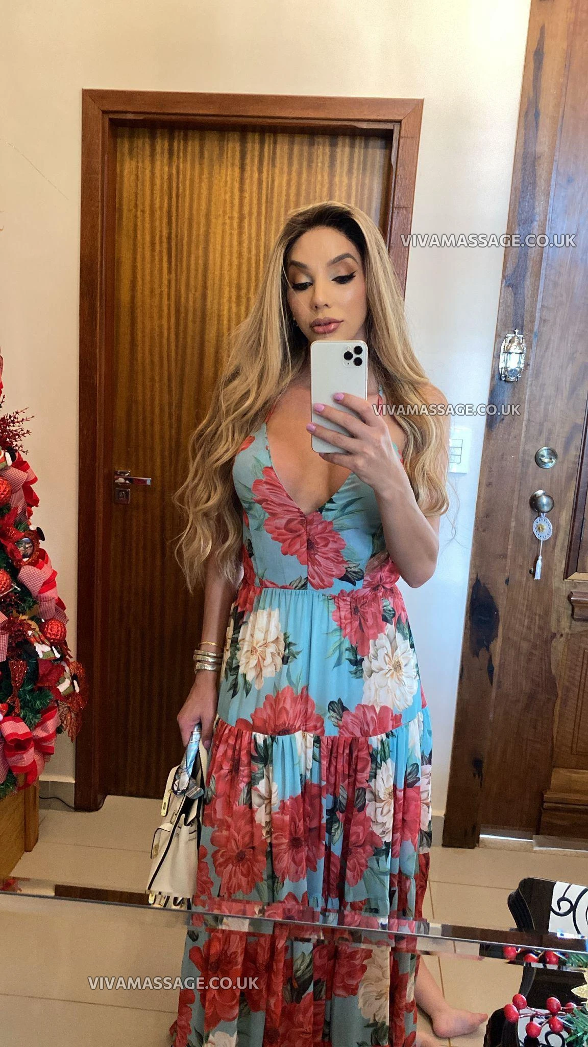 Photo 7 of Bee Queen M