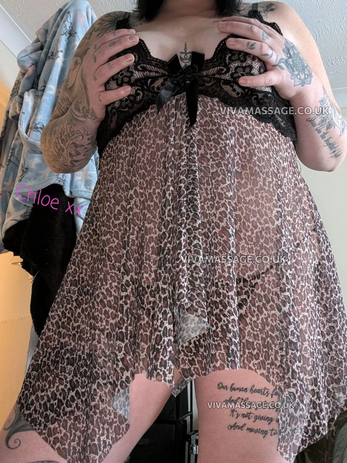 Photo 13 of  chloe xx