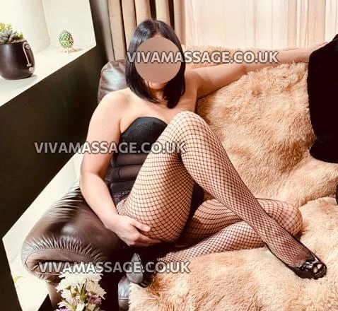 Photo 43 of Scottish Carrie x 