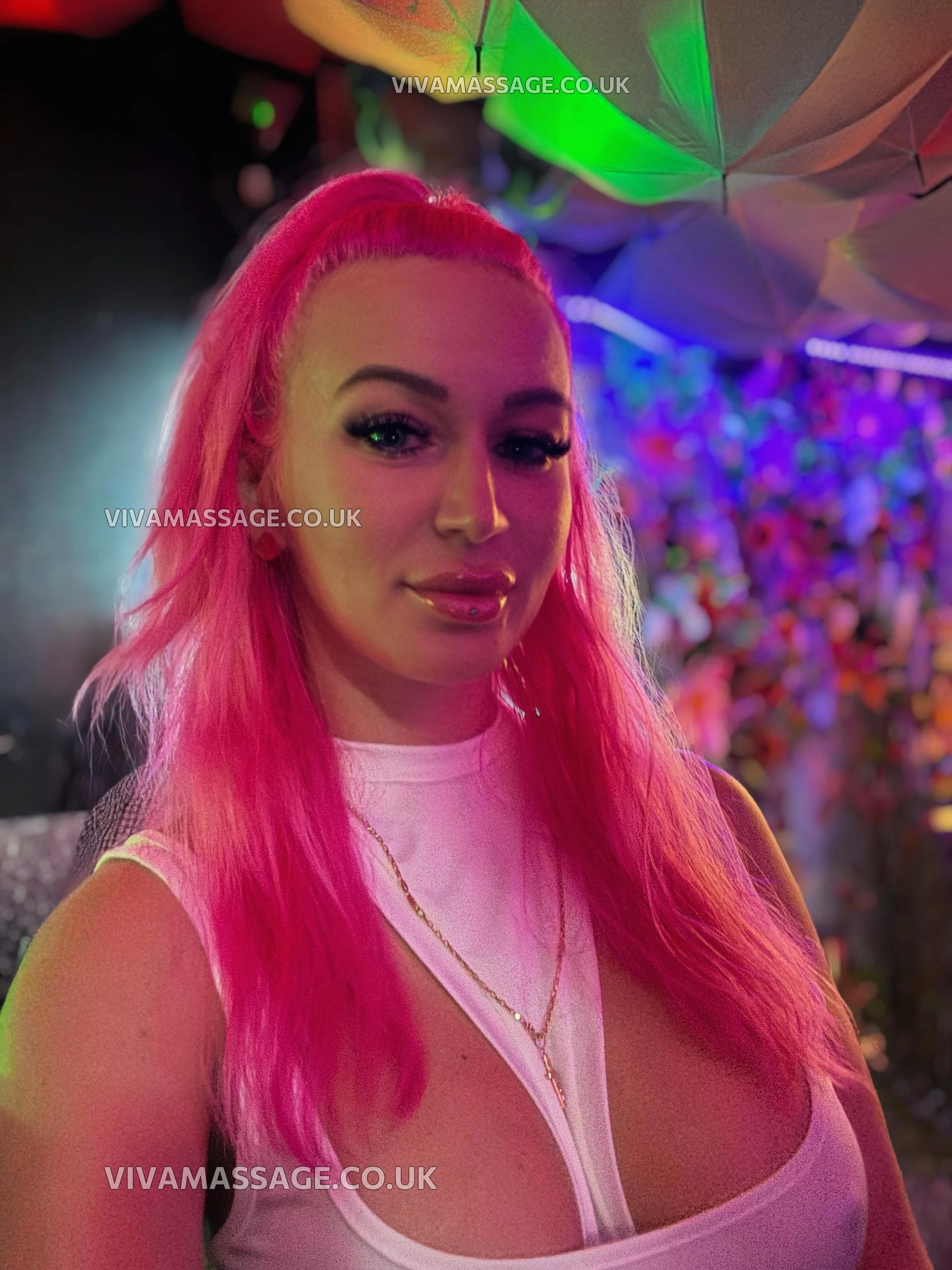 Photo 7 of Vanessa_Angel