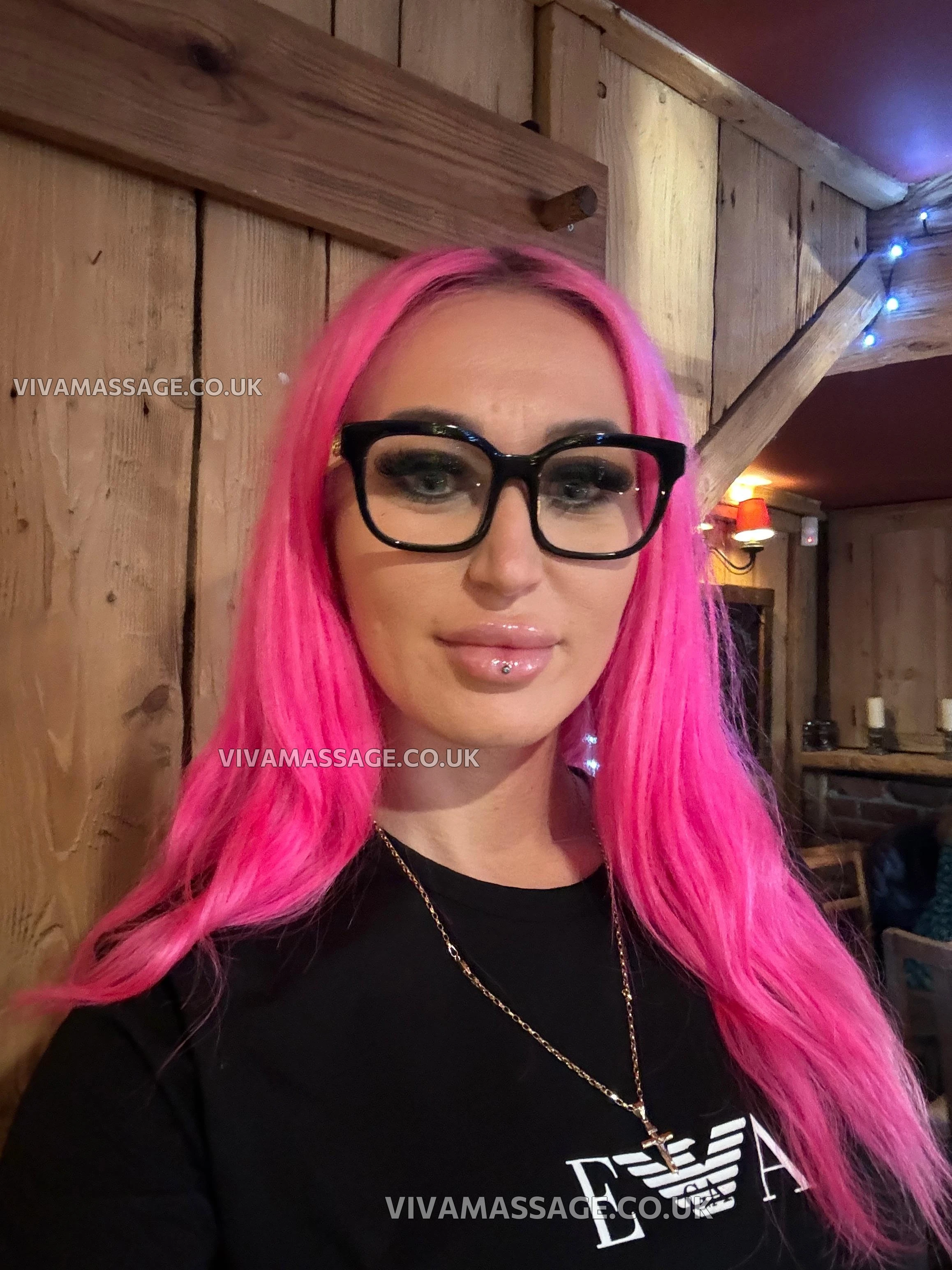 Photo 9 of Vanessa_Angel