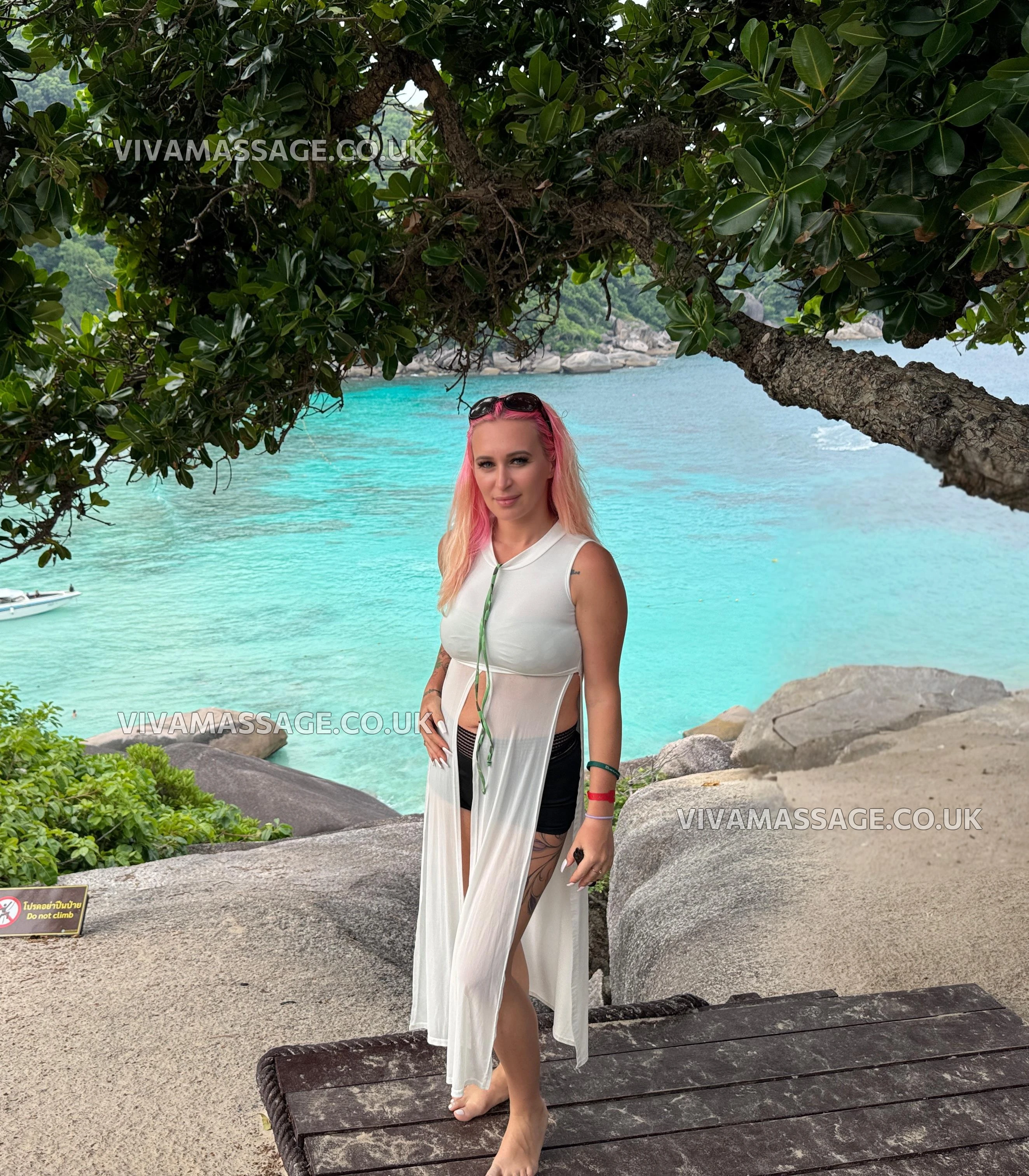 Photo 17 of Vanessa_Angel