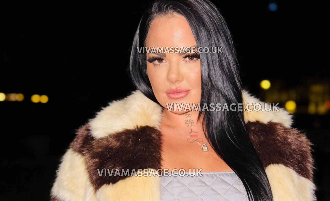 Photo 2 of Maddy_HuntX