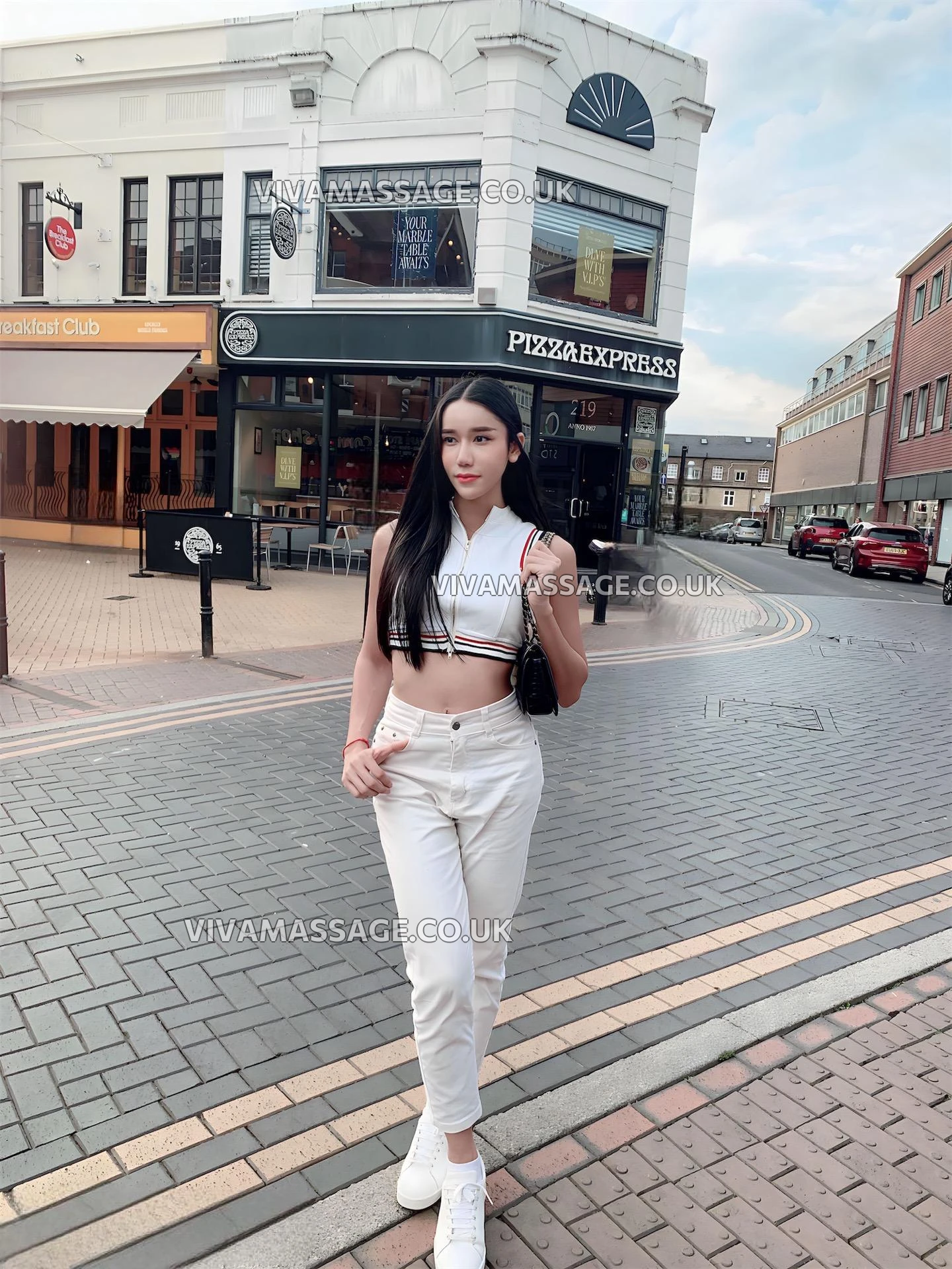 Photo 6 of BeeBee Thai Ladyboy