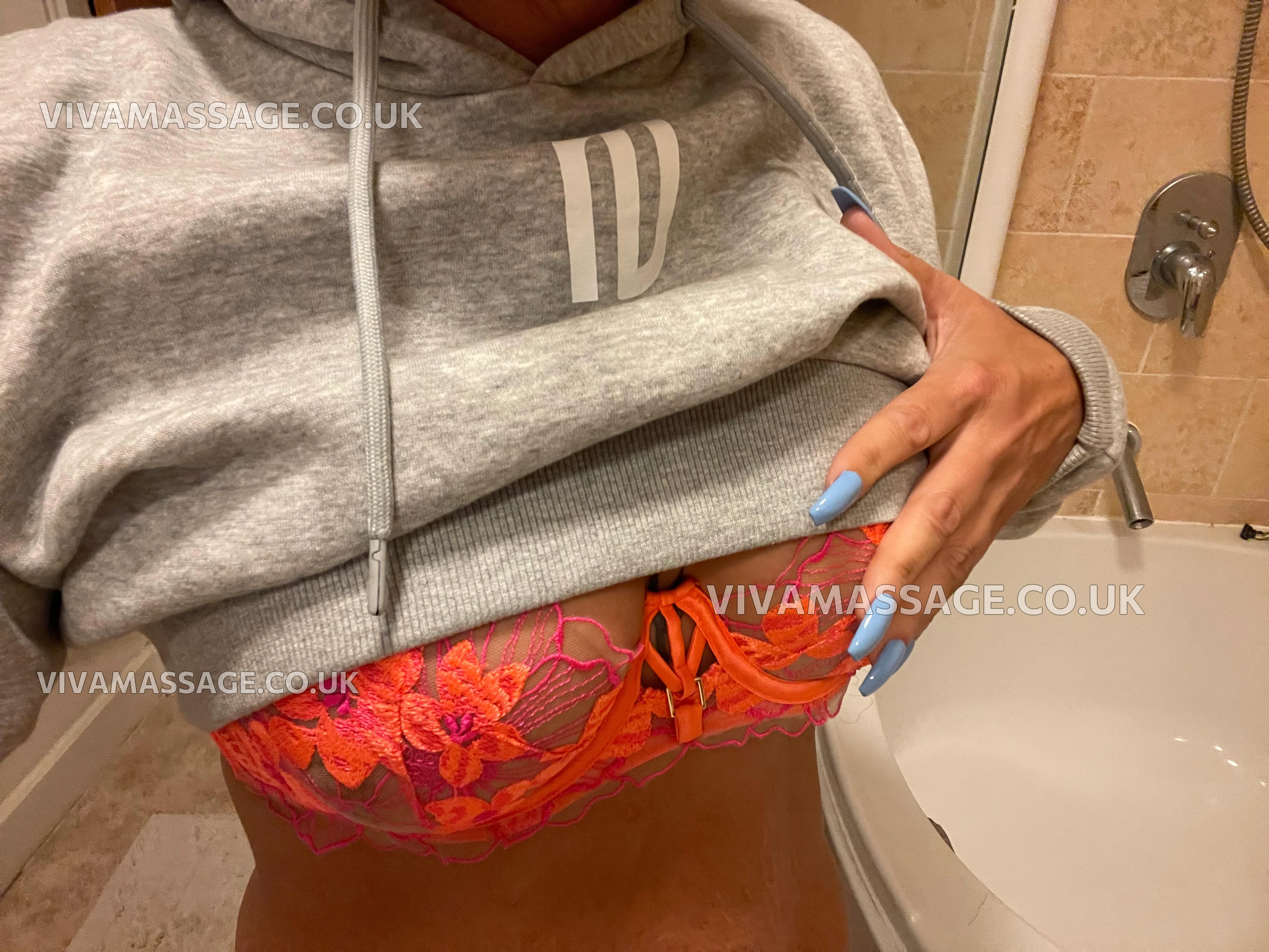 Photo 8 of LittleNorthantsLady