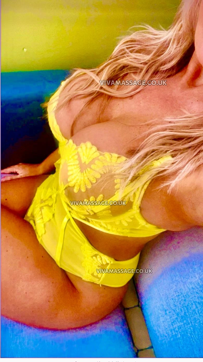 Photo 1 of British Leah X 