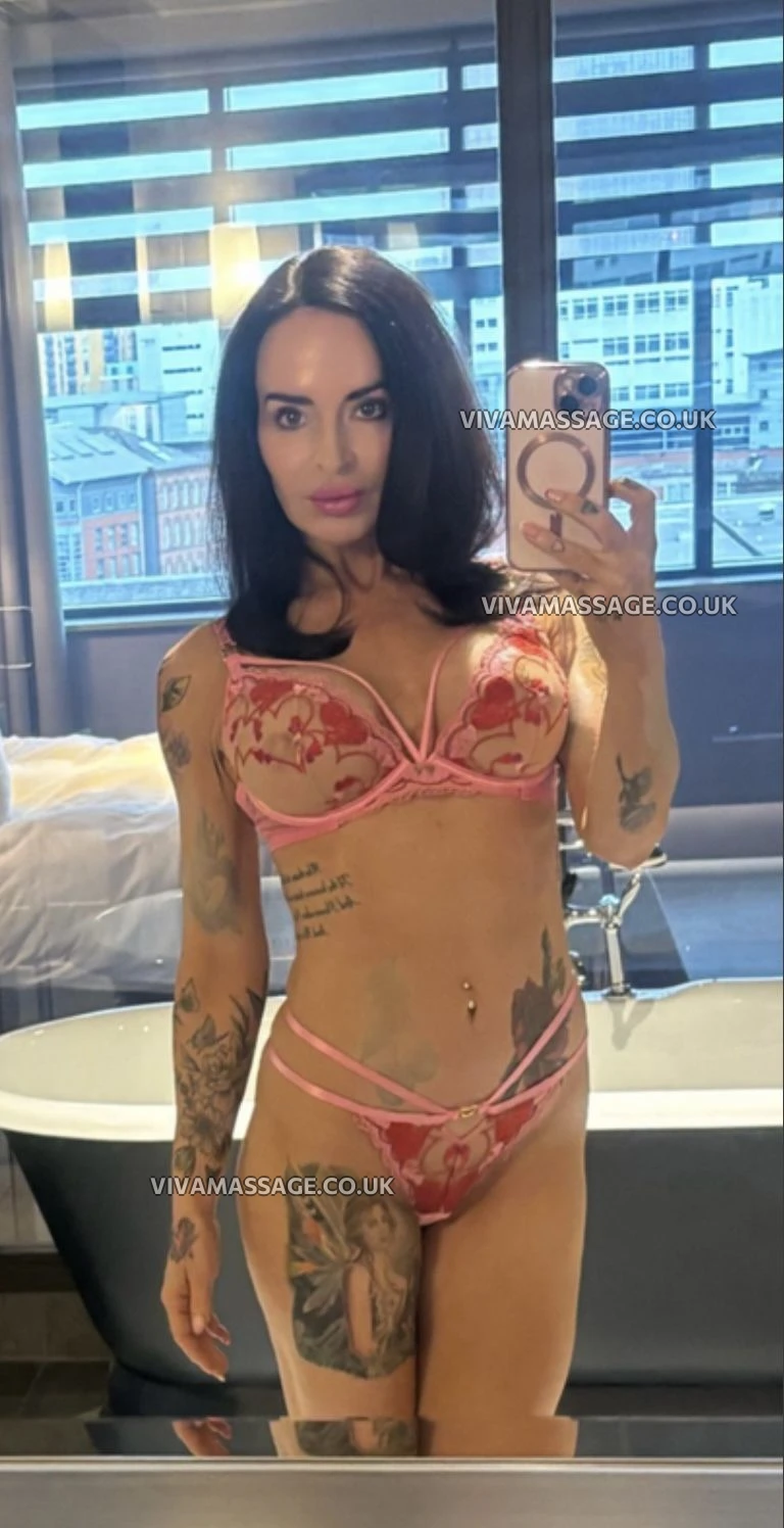 Photo 21 of Layla Annabelle 