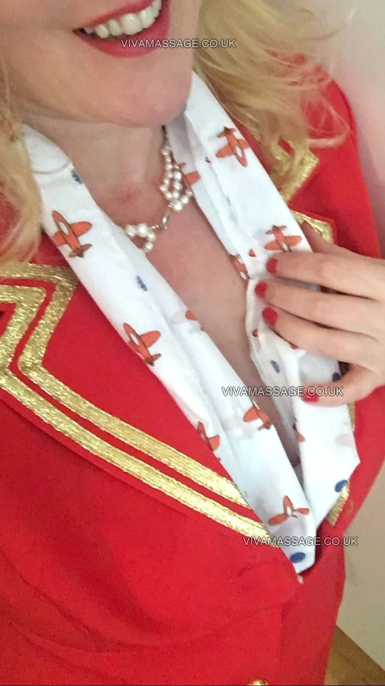 Photo 10 of bustycharlottexx