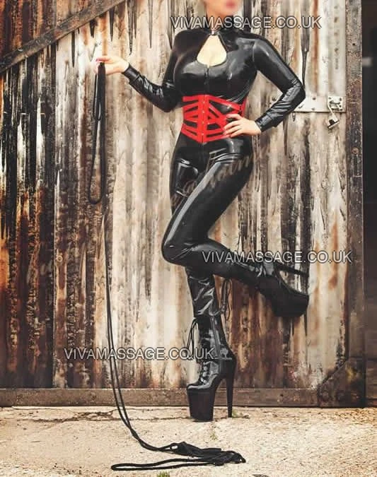 Photo 18 of bustycharlottexx