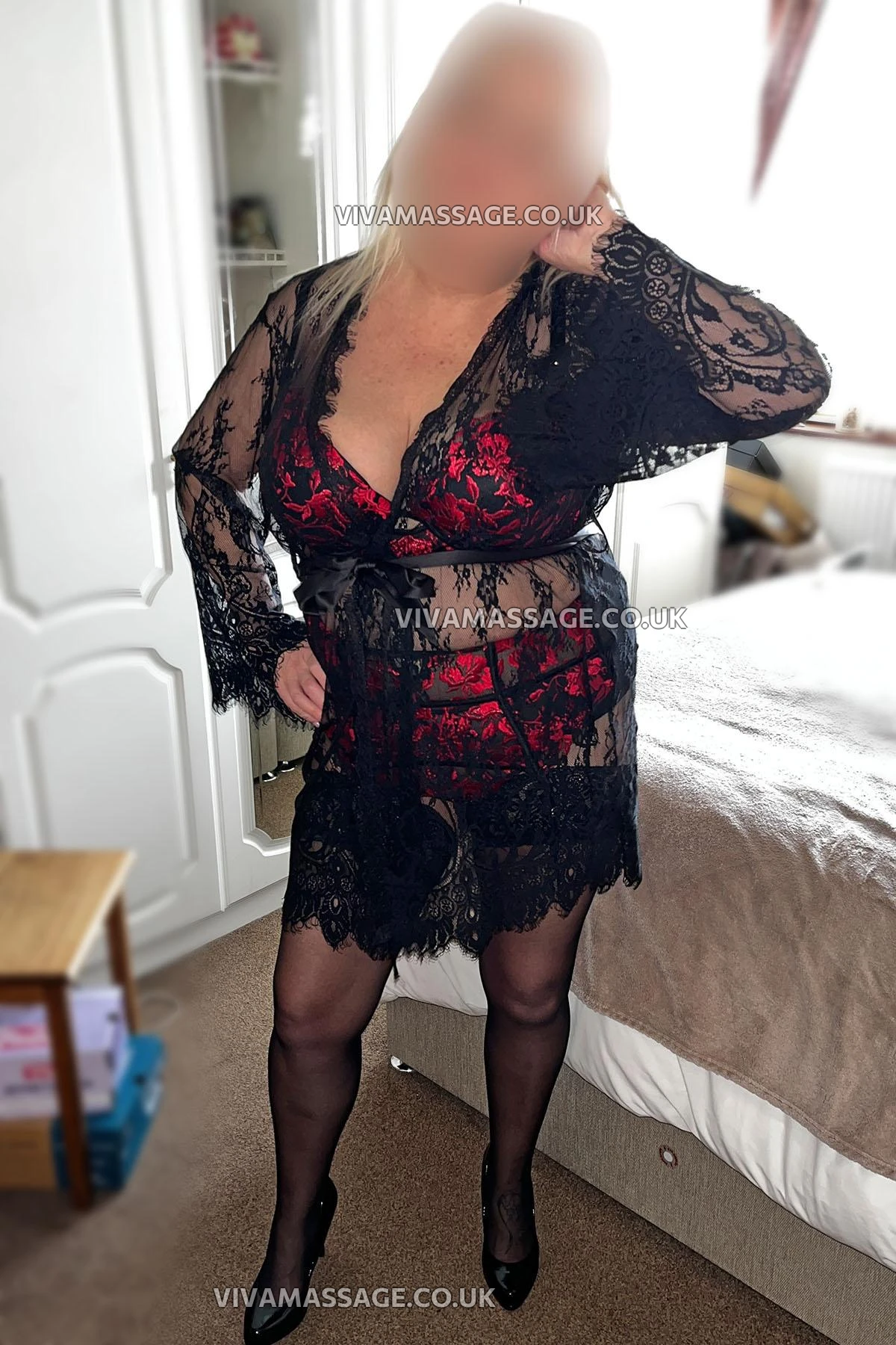 Photo 3 of courtneysummers