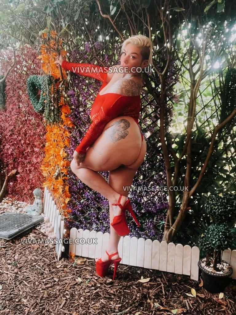 Photo 44 of Katie Summer