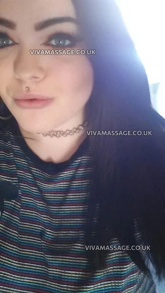 Photo 19 of DanniDesire