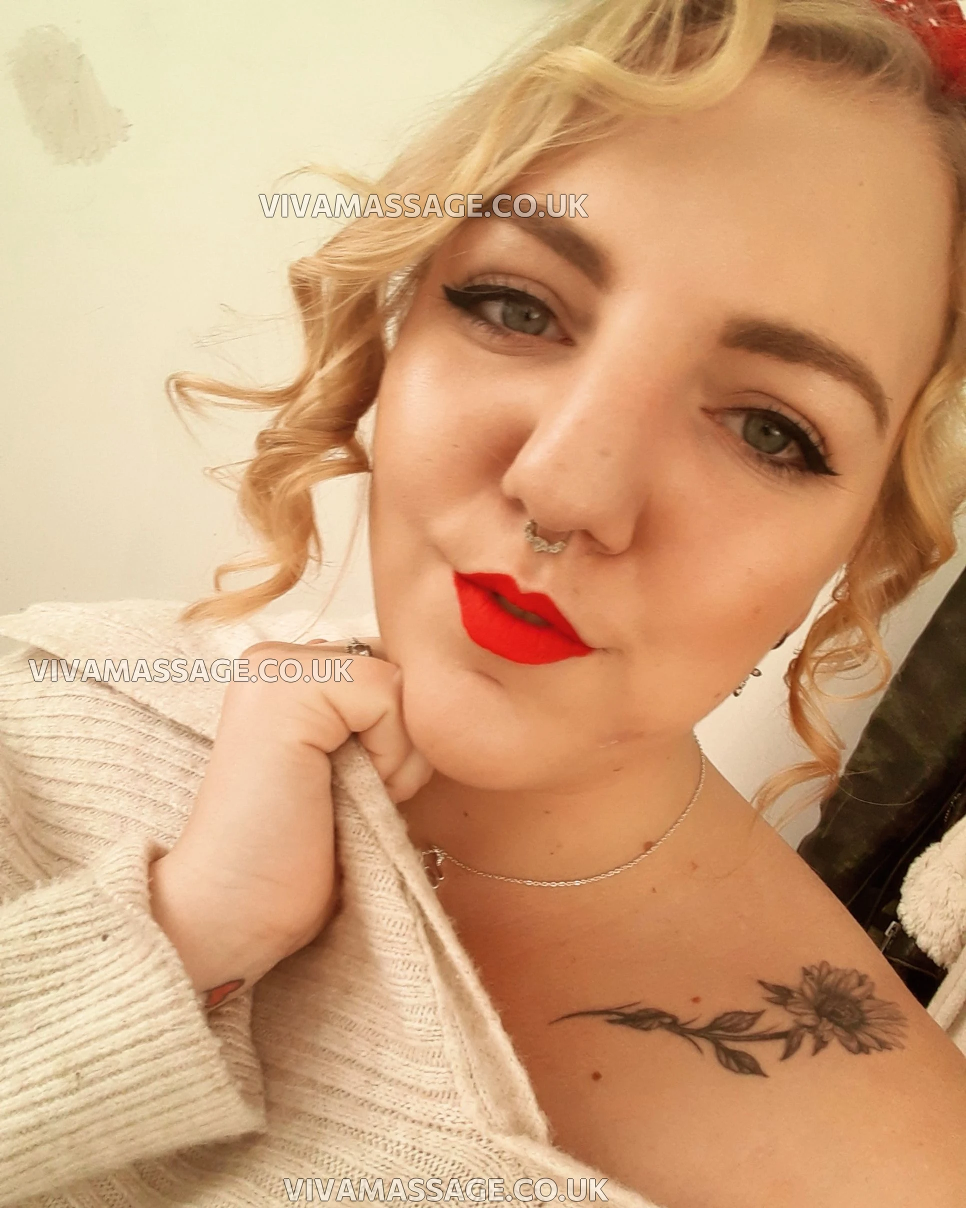 Photo 21 of Kat-astrophe!