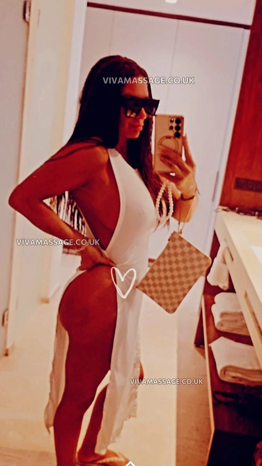 Photo 6 of GlamourSasha_