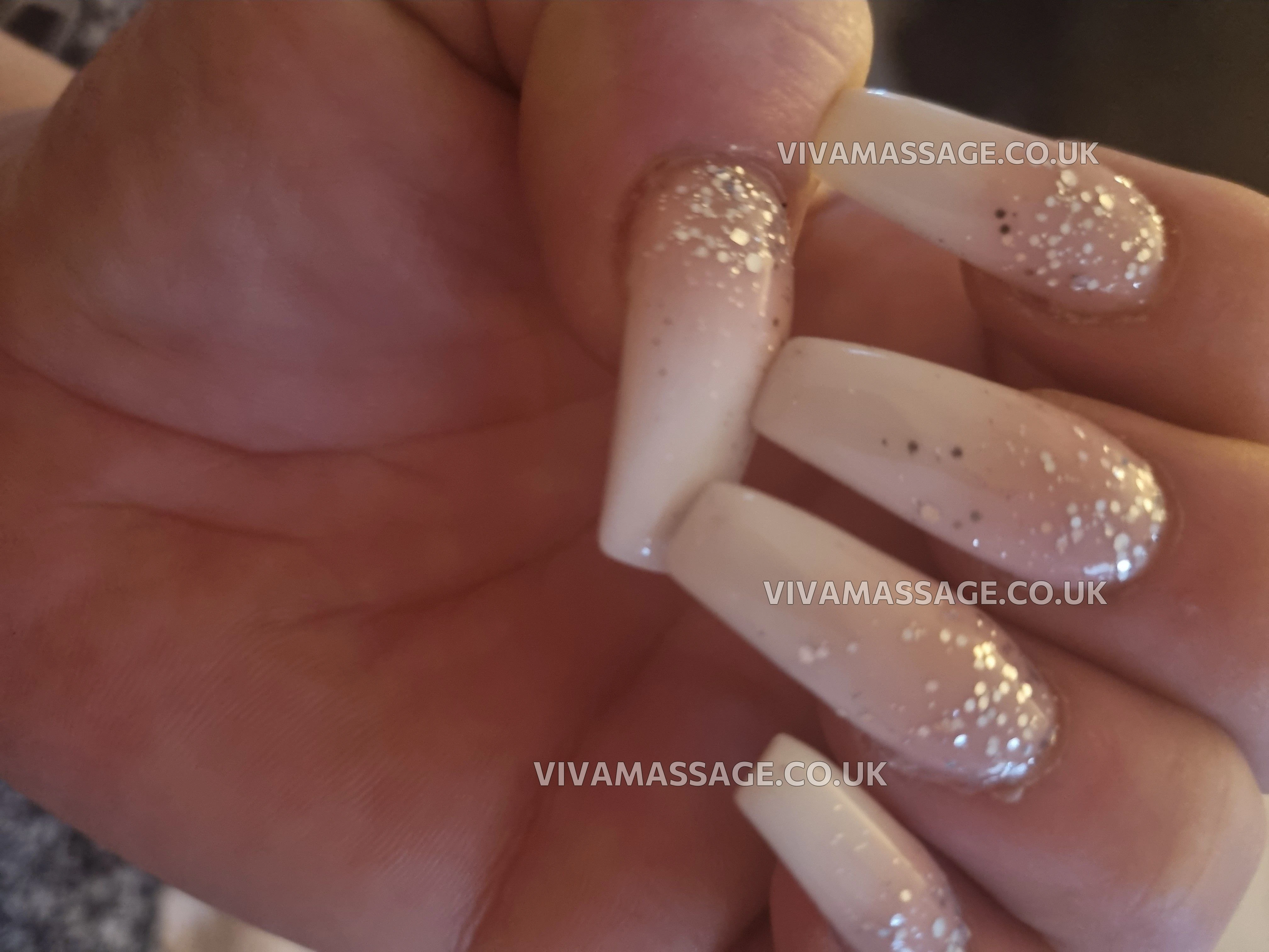 Photo 15 of Miss Chloe Love