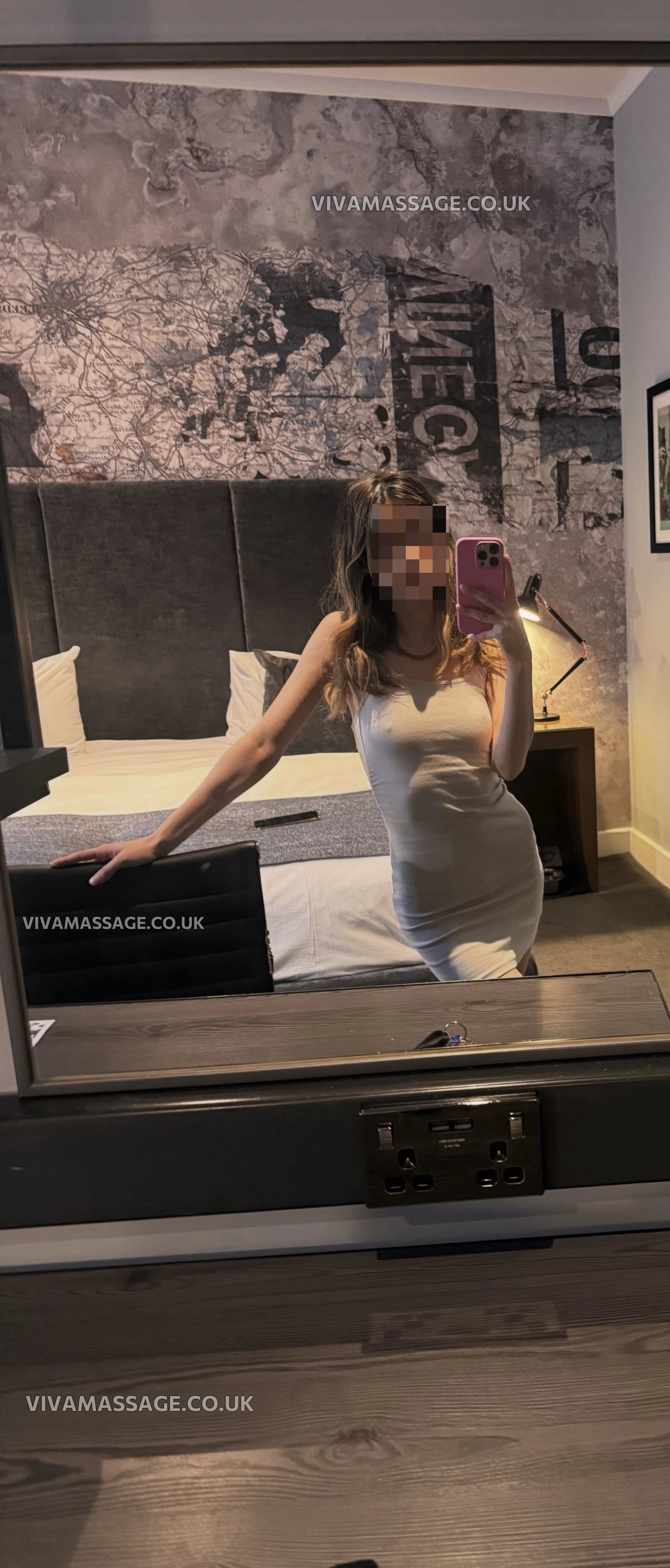 Photo 65 of Cleo Isabella