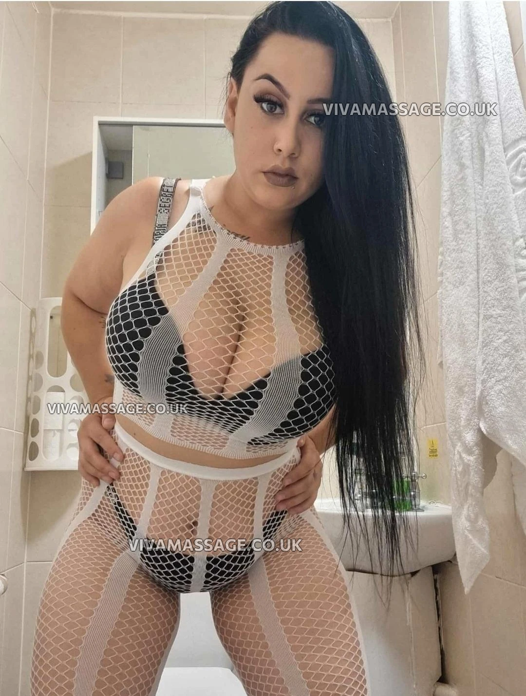 Photo 2 of ELLA brunette77