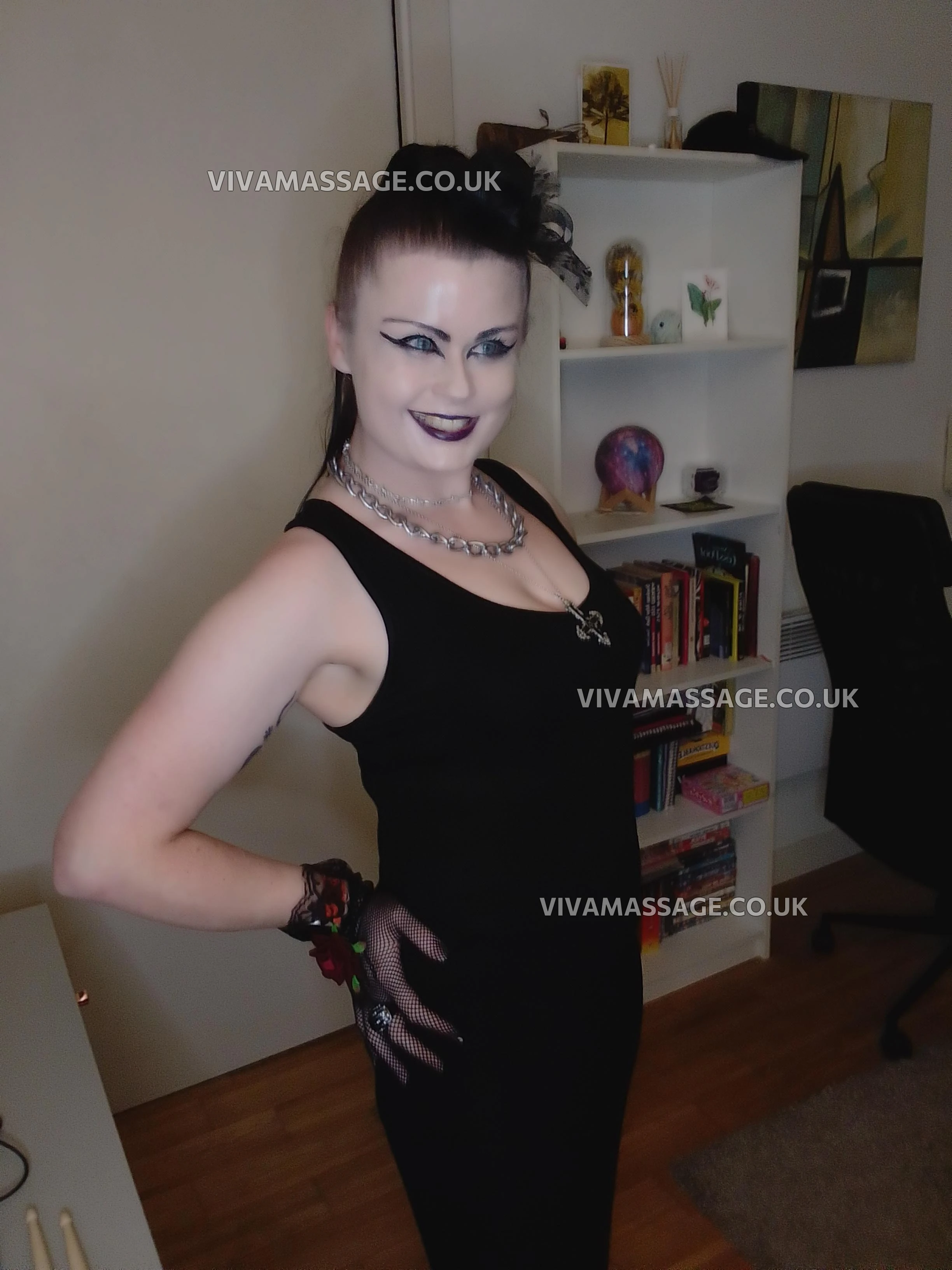 Photo 25 of Miss_Alice94