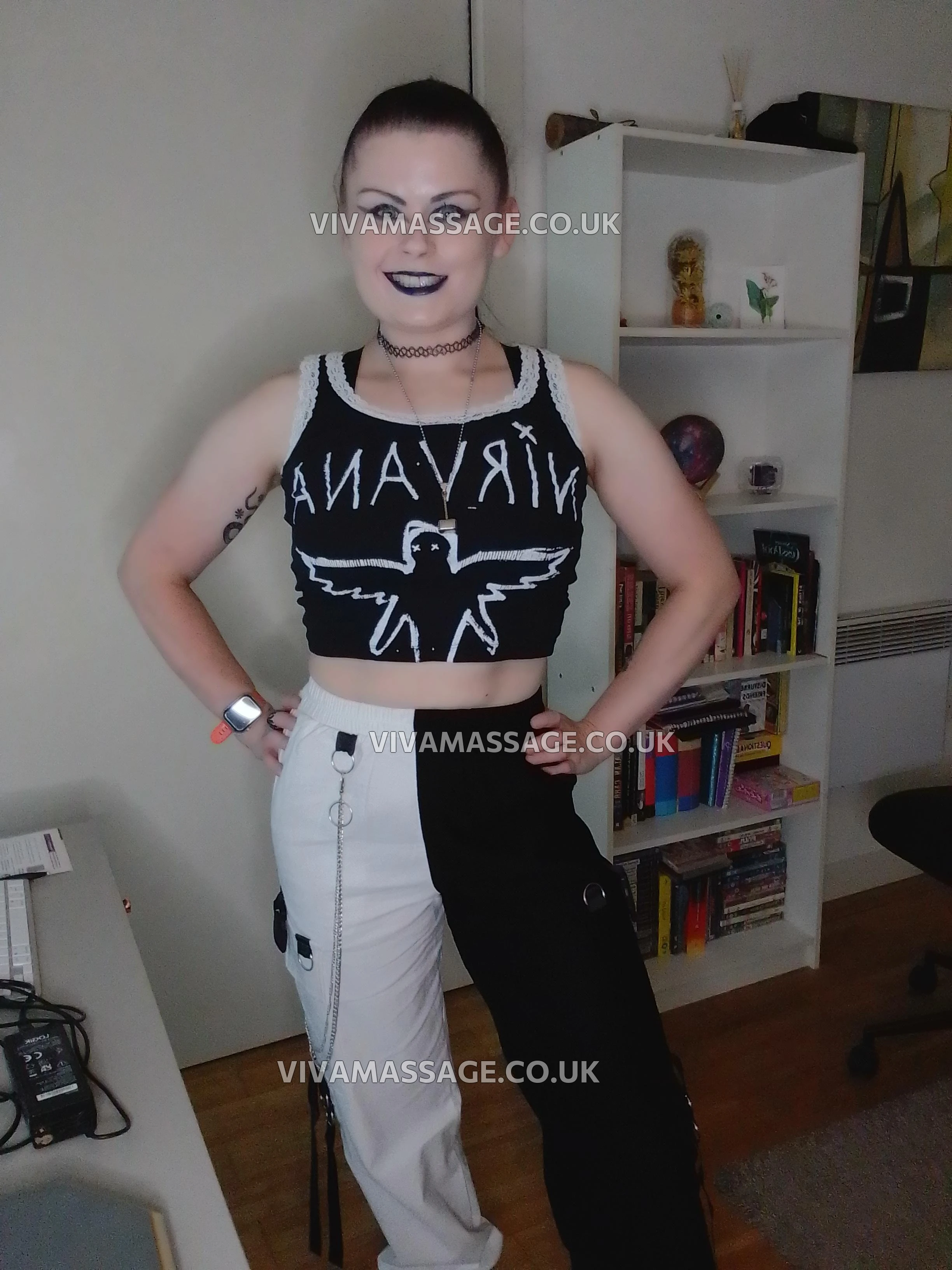 Photo 34 of Miss_Alice94