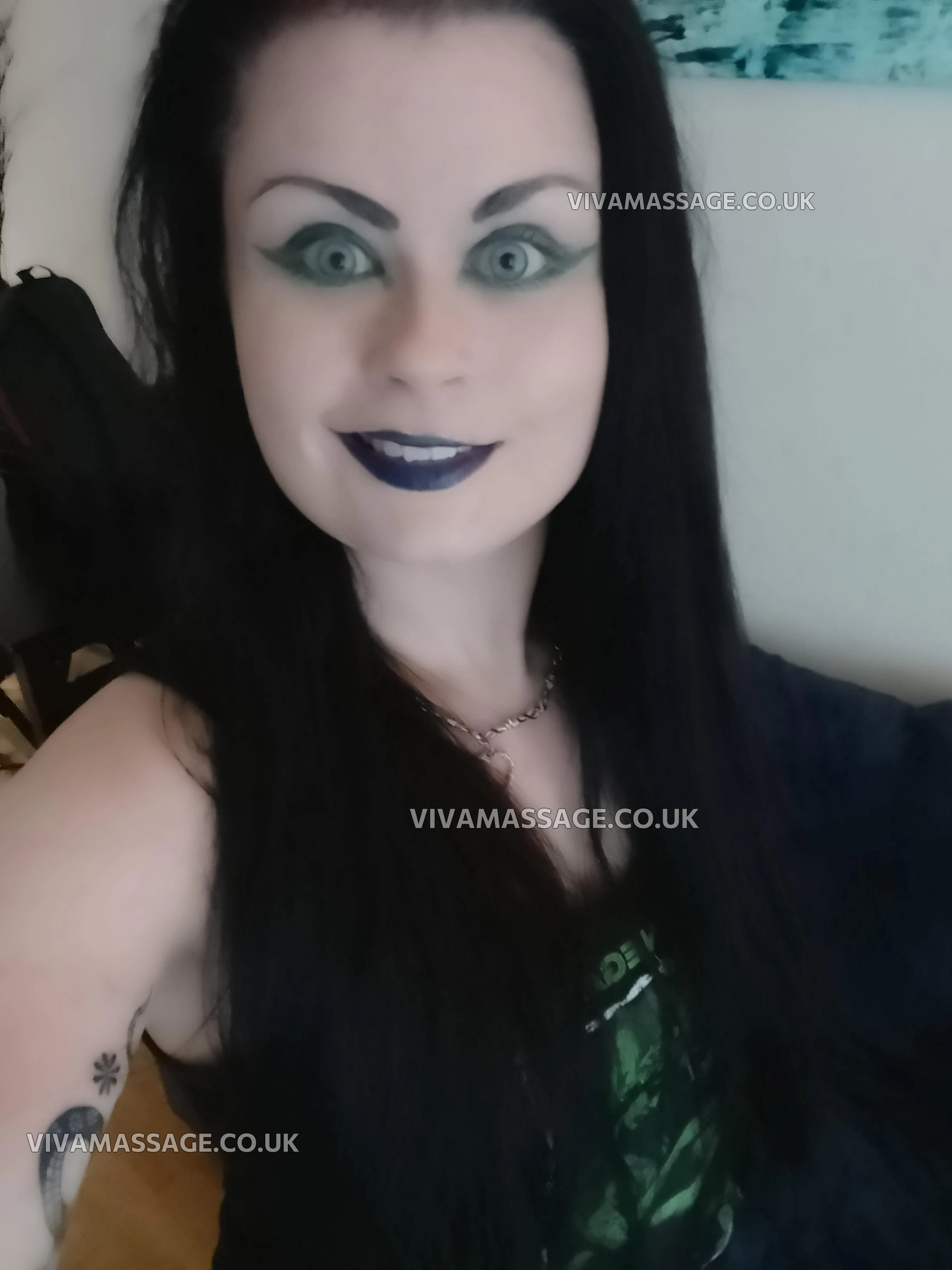 Photo 20 of Miss_Alice94