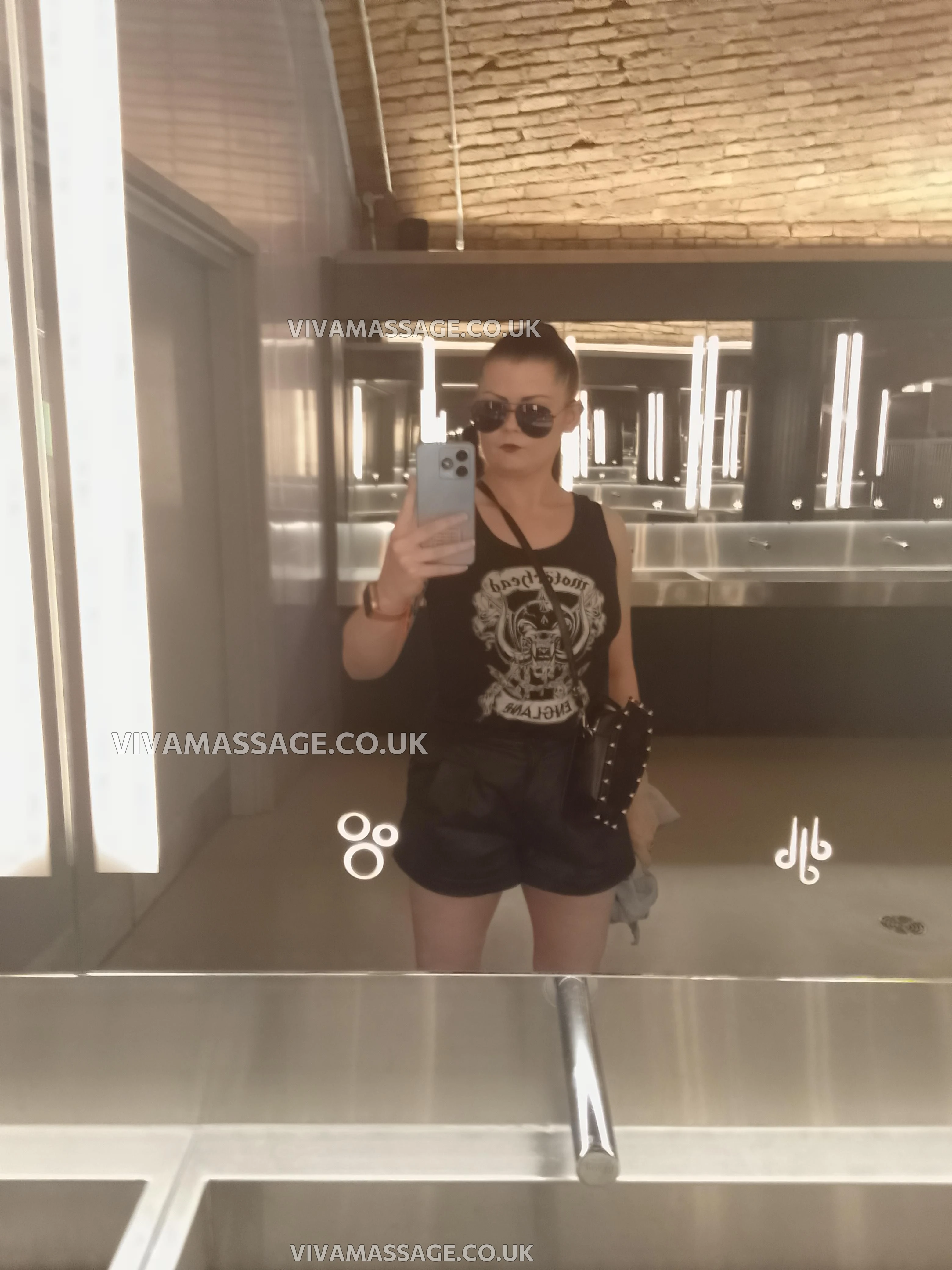 Photo 40 of Miss_Alice94