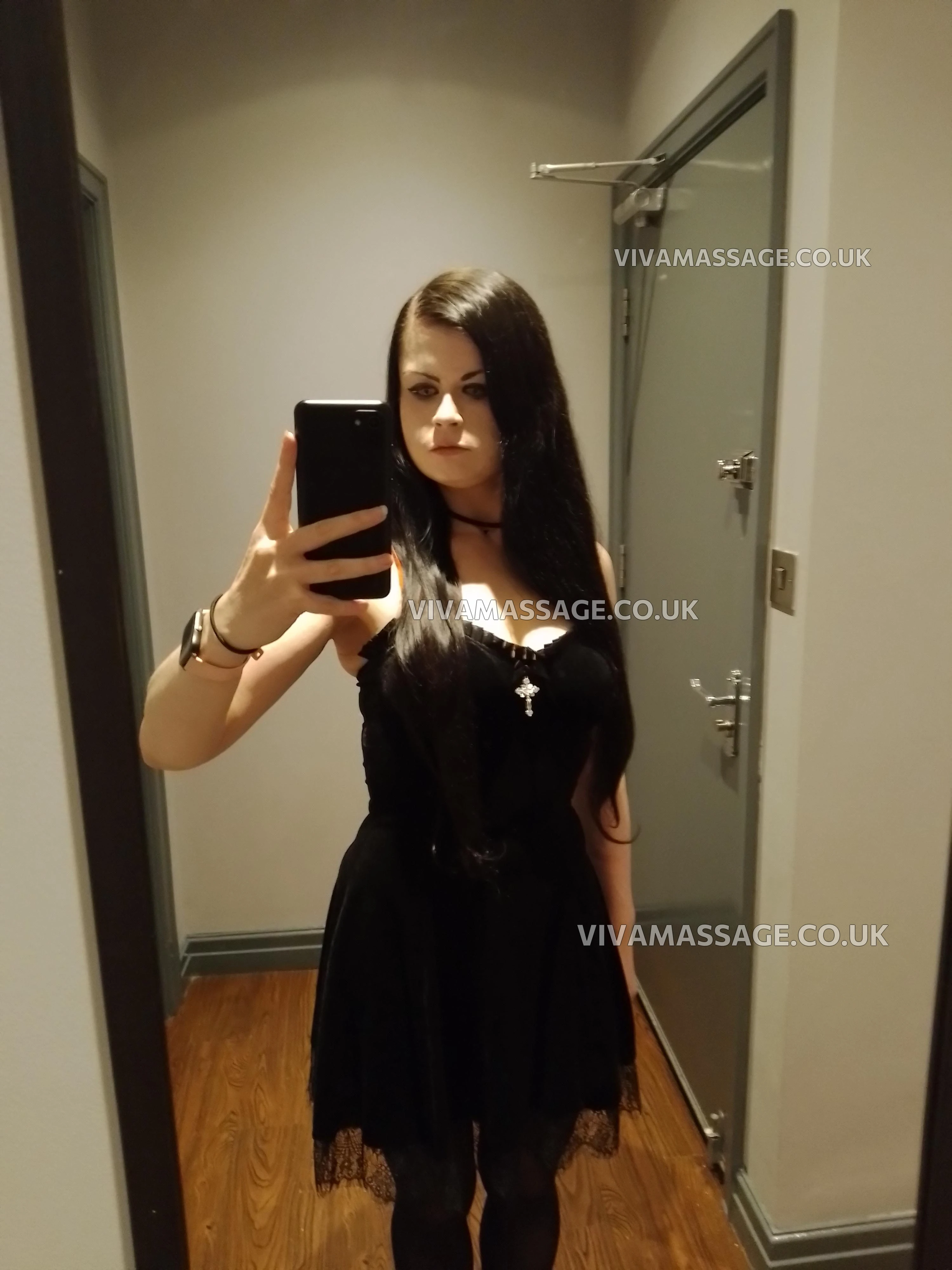 Photo 57 of Miss_Alice94