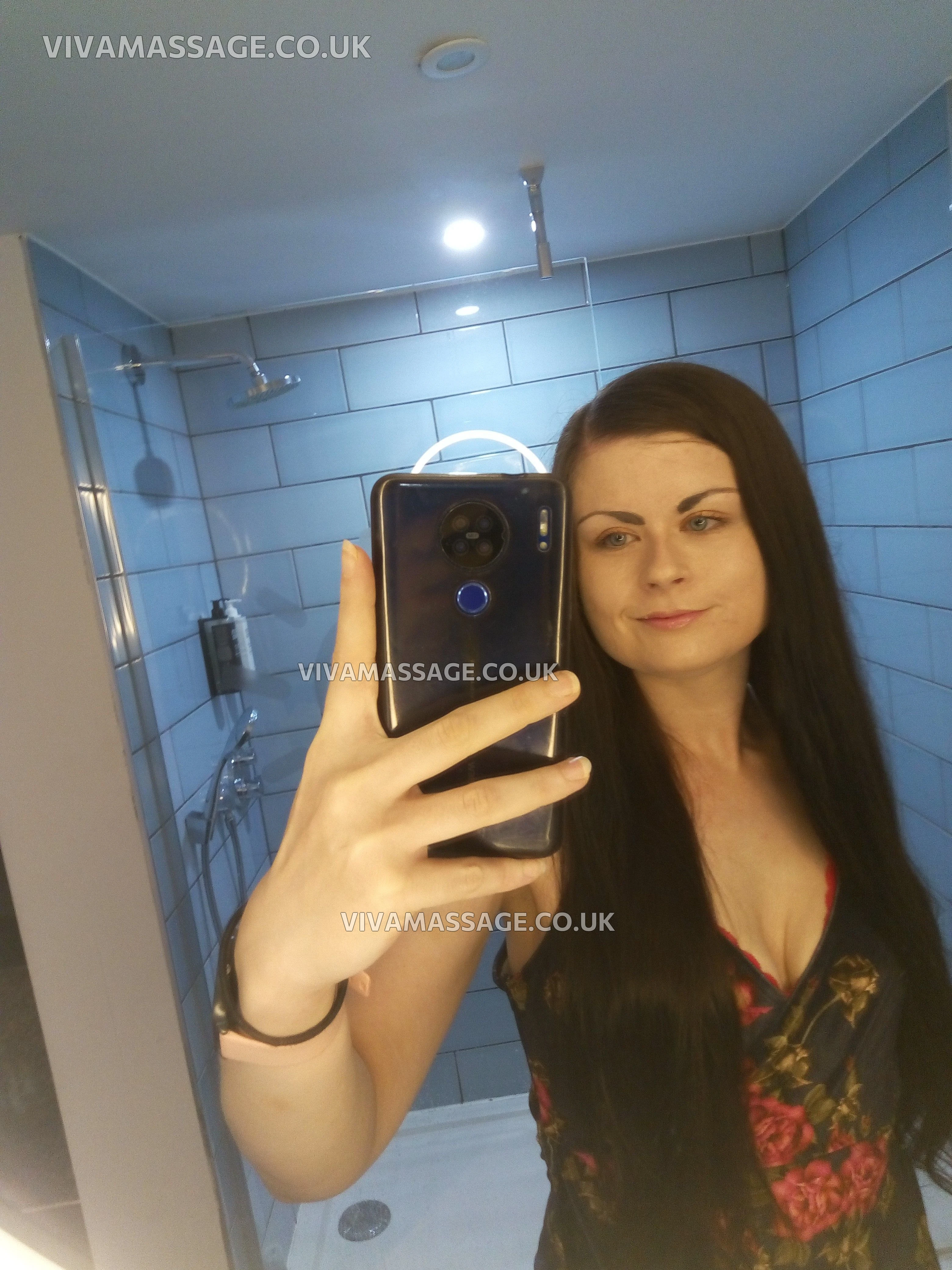 Photo 59 of Miss_Alice94