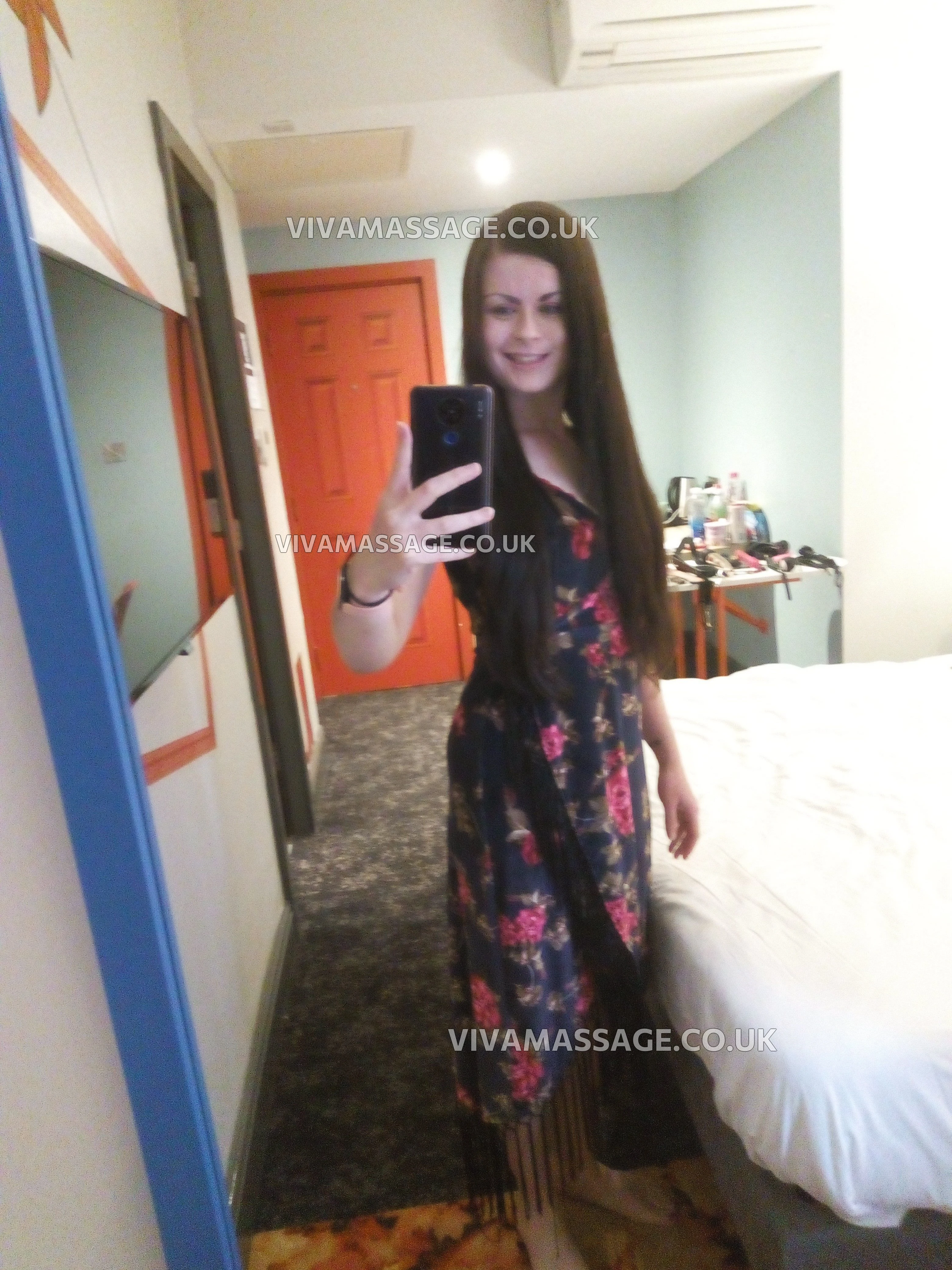 Photo 60 of Miss_Alice94