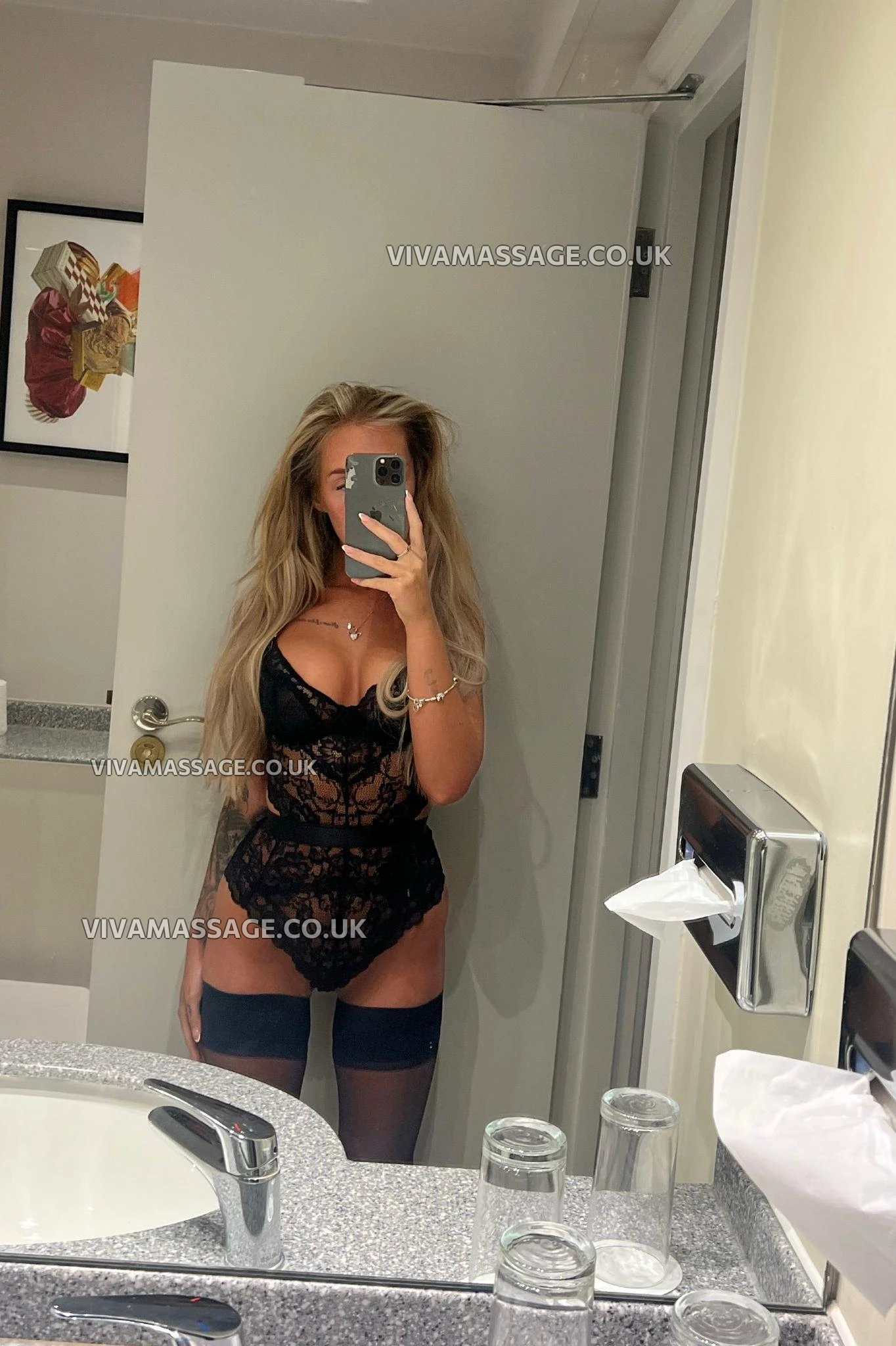 Photo 2 of LACEYY_LOU