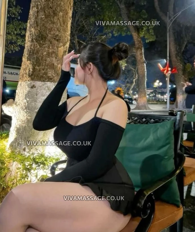 Photo 1 of StunningLara