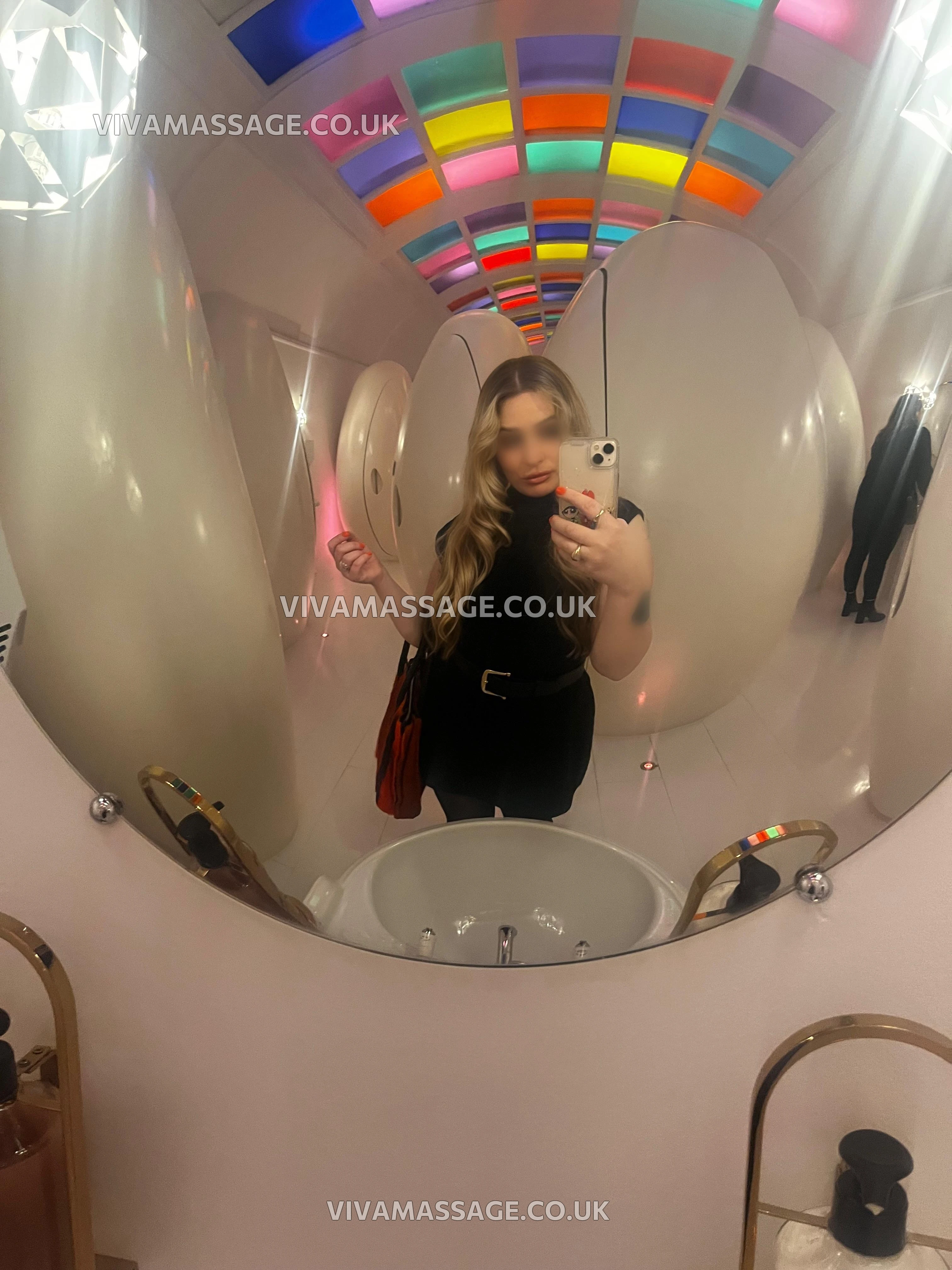 Photo 7 of Hollie_Harper