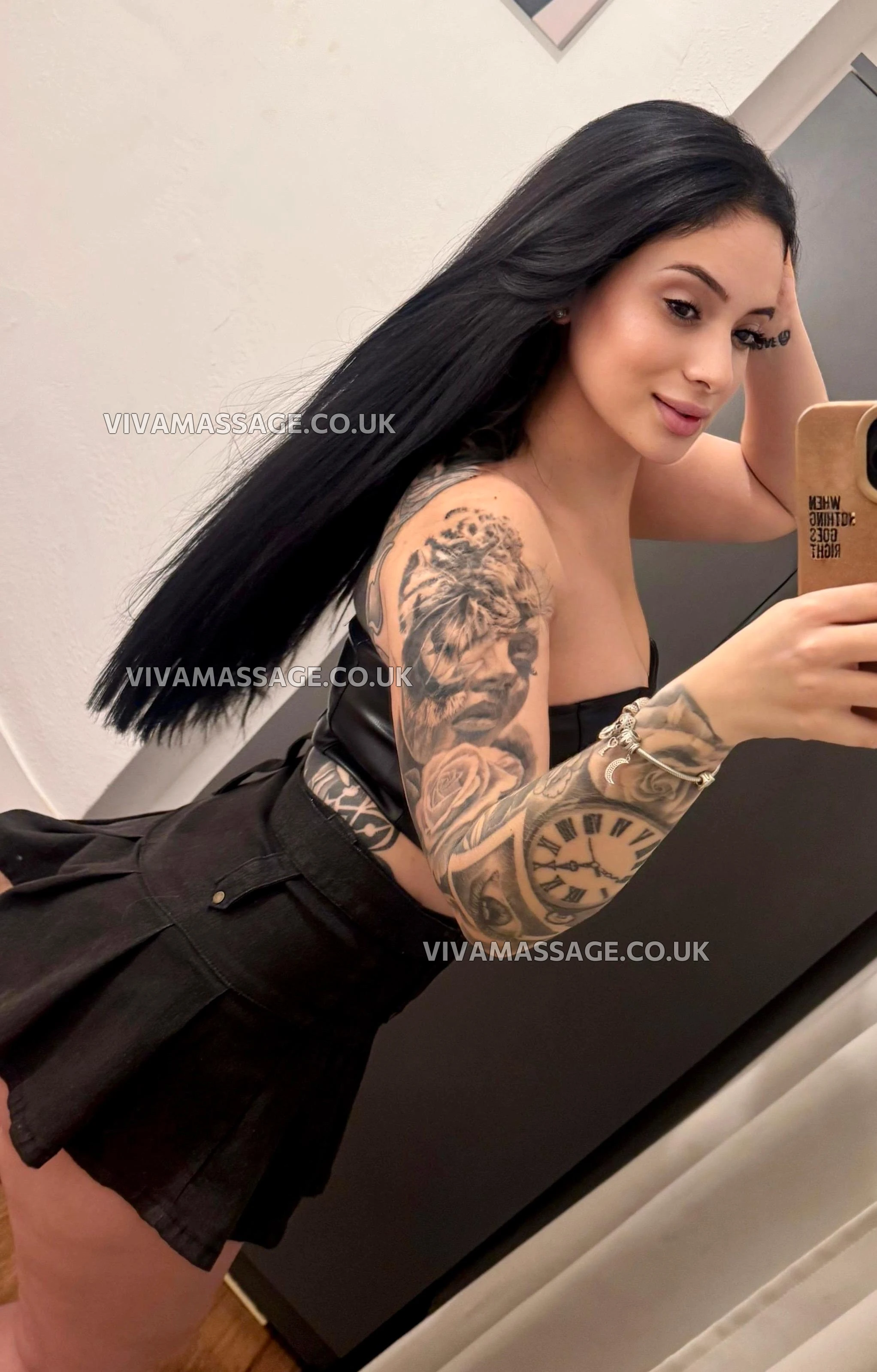 Photo 3 of Melissa Noir