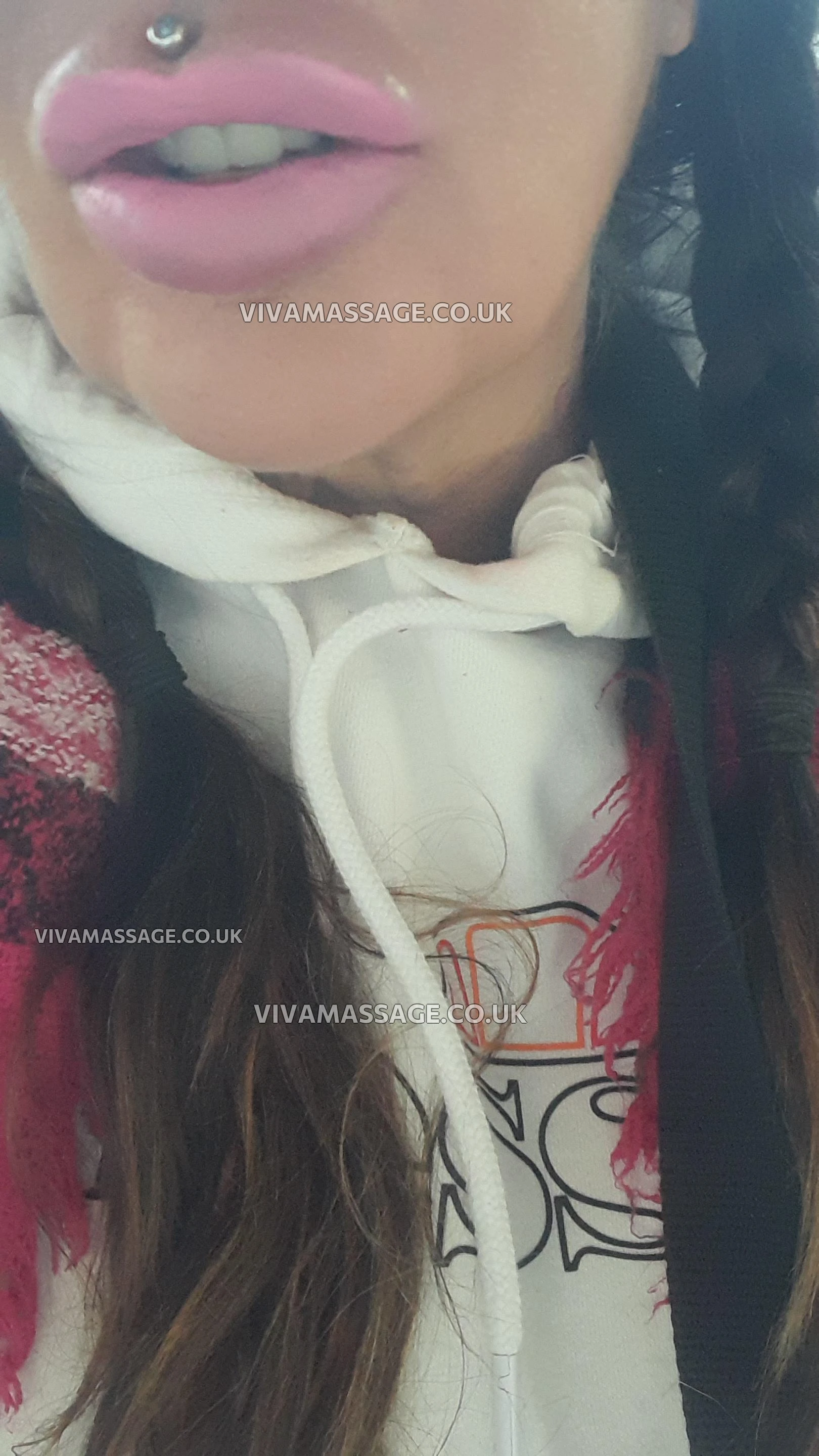 Photo 39 of Vickywhite136