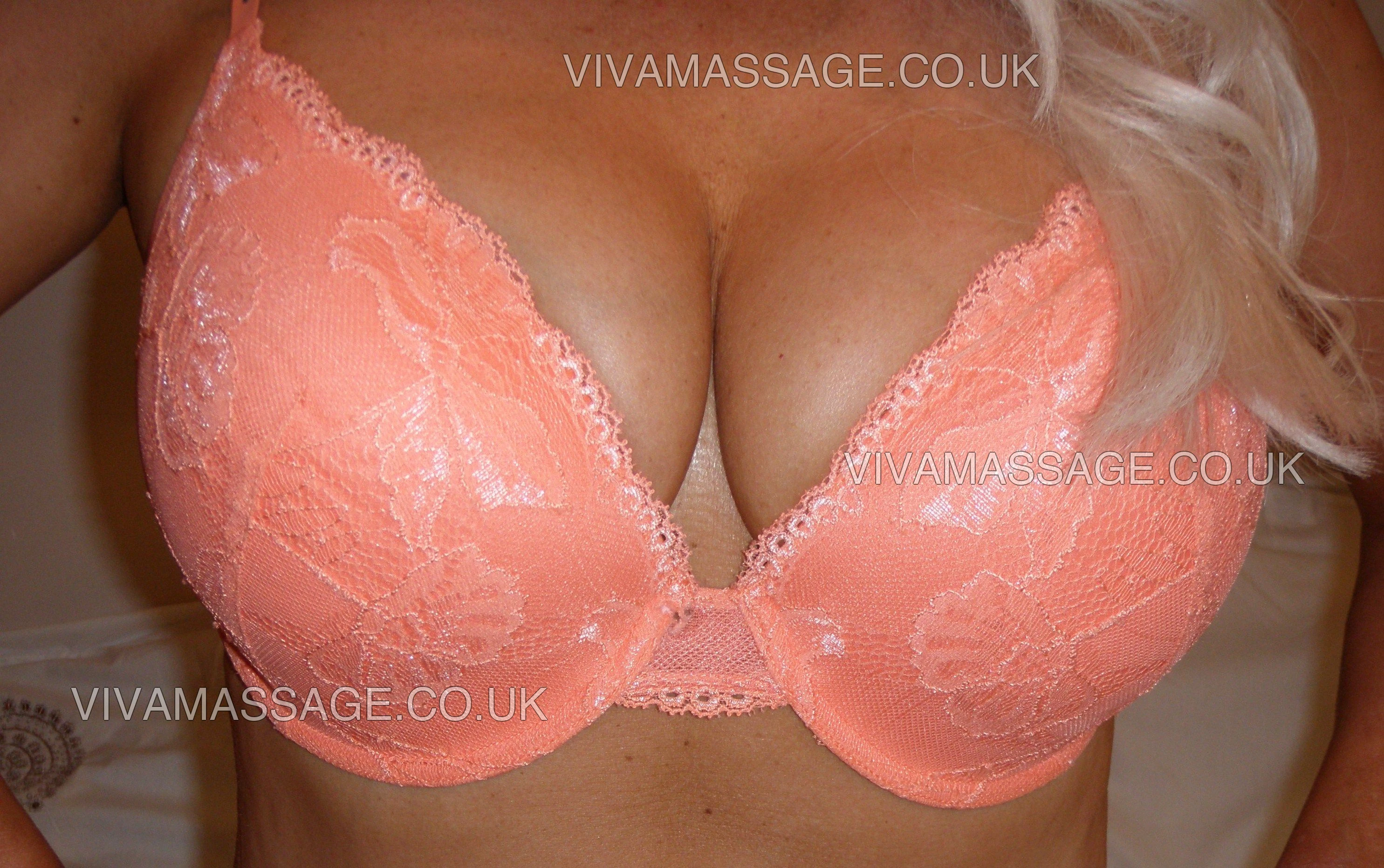 Photo 17 of SexyBlondeMinx