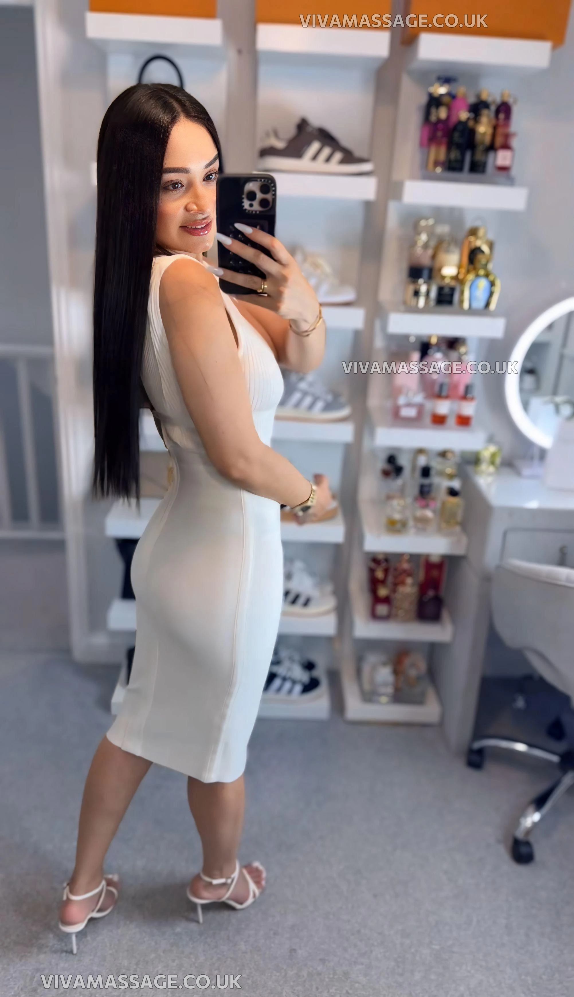 Photo 26 of VERONICA-SWEET