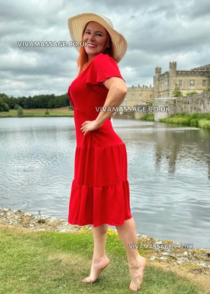 Photo 127 of RedHead_Ella