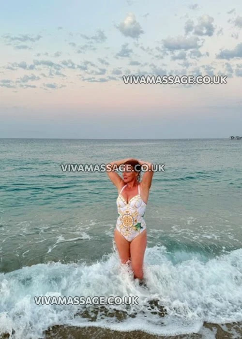 Photo 114 of RedHead_Ella