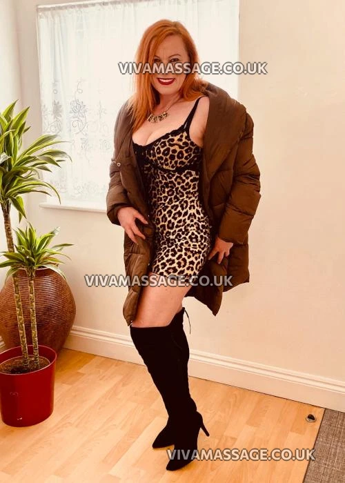 Photo 122 of RedHead_Ella