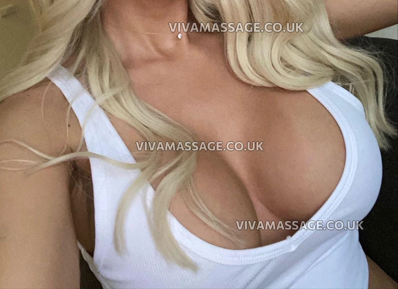 Photo 1 of cute Madison